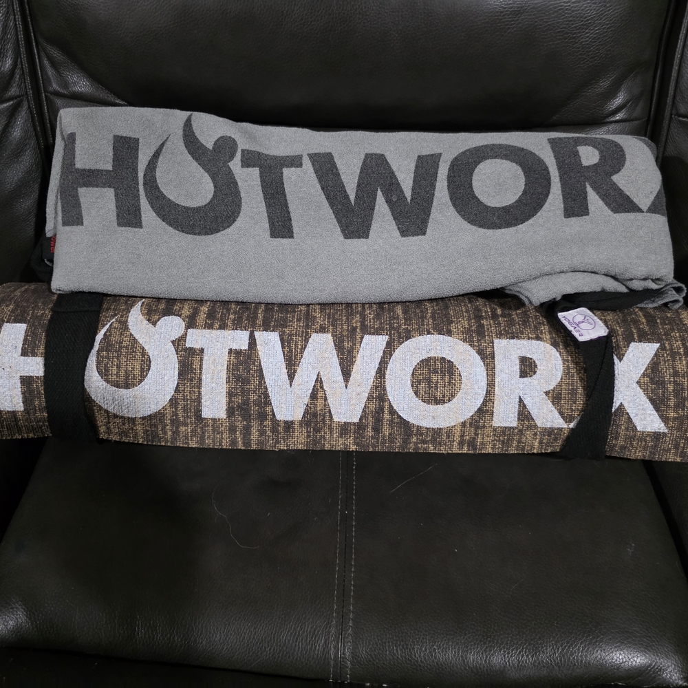 Hotworx Gray and Brown Yoga Mat Set